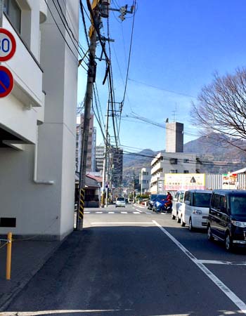 アクセス